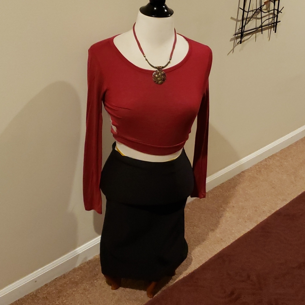 CLEO SHORT TOP With Skirt and Nicklas